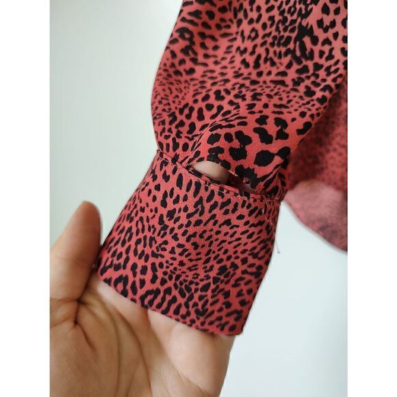 Vince Camuto Women's Size XS Leopard Print Cream Pink Long Sleeve Blouse Top - Picture 11 of 11
